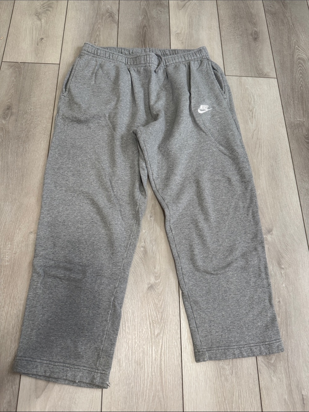 Nike Men’s Gray Logo Sweatpants